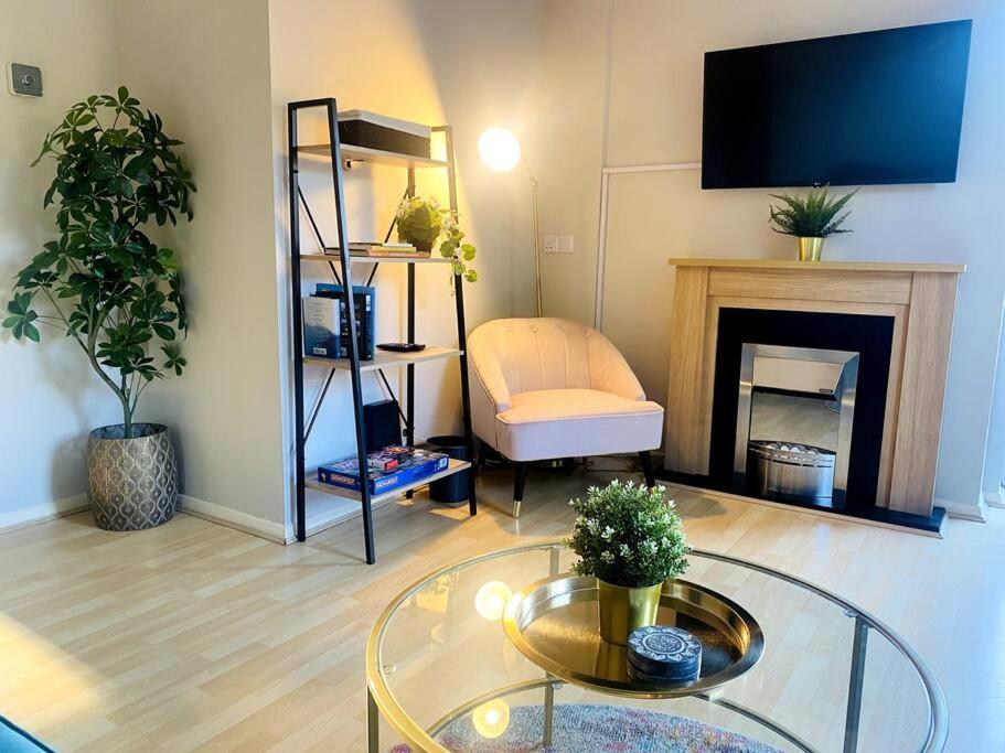 City Centre Riverside Apartment Winchester Ngoại thất bức ảnh